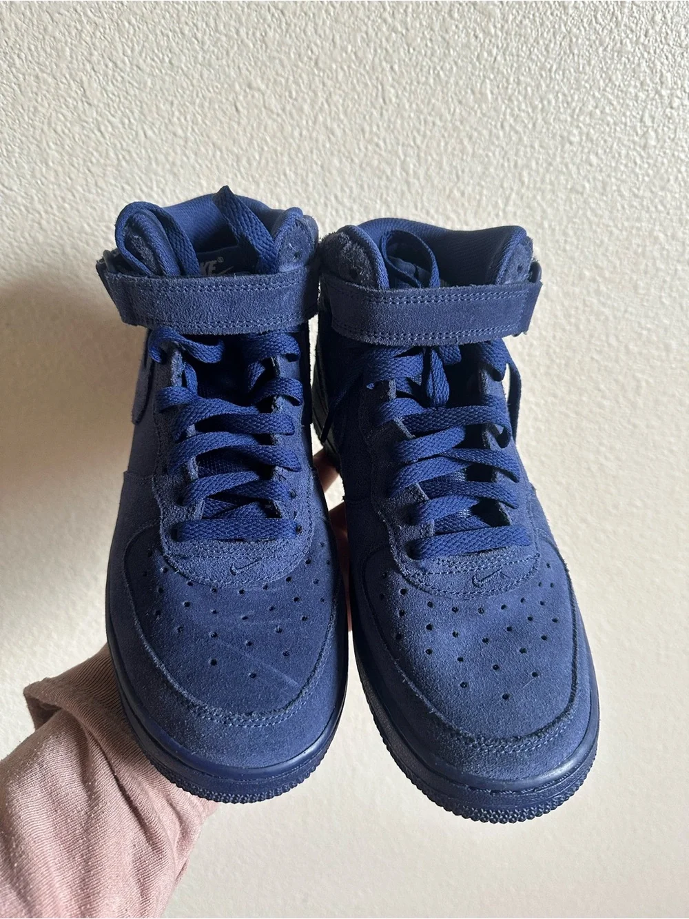 Suede Nike Kids' Air Force 1 Mid Sneaker